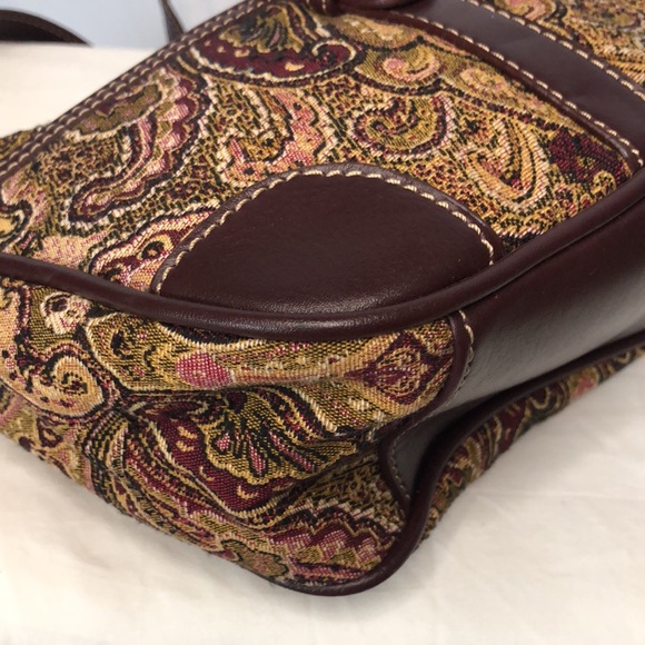 ETIENNE AIGNER Vintage paisley tapestry small shoulder handbag. - Picture 10 of 13